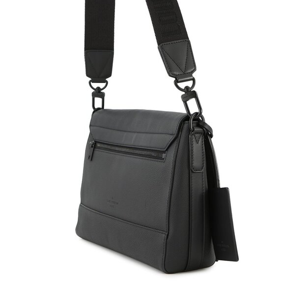LOUIS VUITTON takeoff messenger Grain Leather Noir - Picture 16 of 16